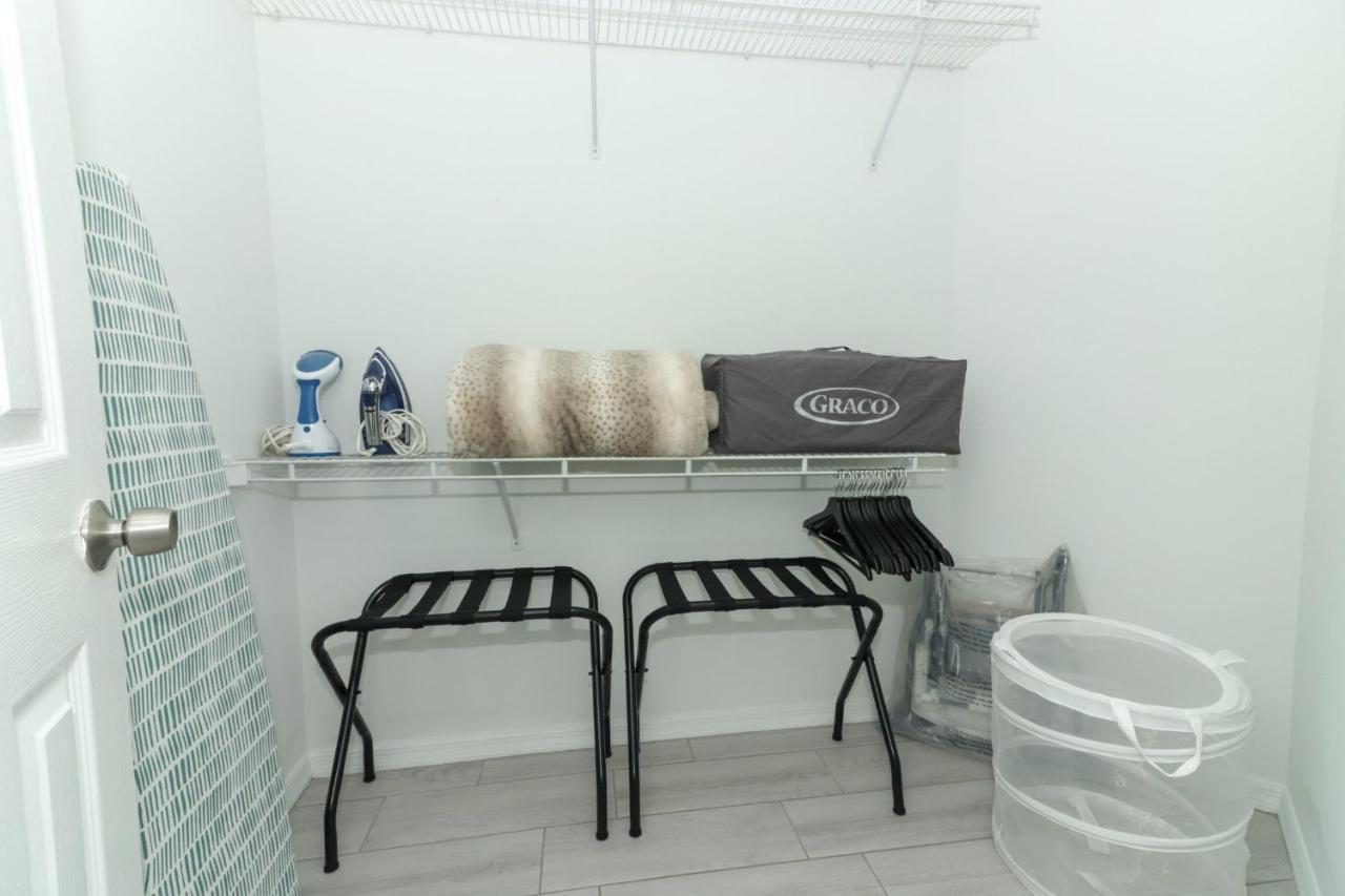 Lilys Stylish Villa Close To Disney Ideal For Long Stays Orlando Buitenkant foto